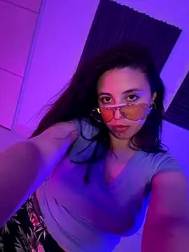 maipilu online show from November 12, 3:40 am