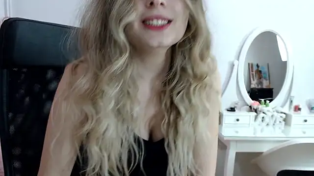  sweettreat online show from March 13, 10:32 pm