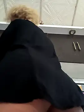 Amaliu  online show from February 10, 1:37 pm