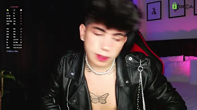 Snapshot of LyleBennett_ chatting on March 13, 11:28 am LyleBennett online show from March 13, 11:28 am