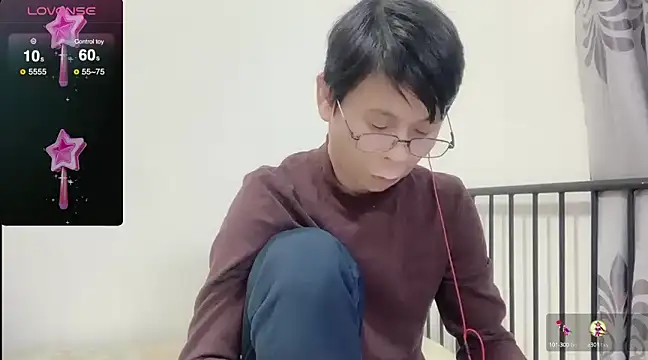 Snapshot of TGH521 chatting on December 28, 3:48 pm TGH521 online show from December 28, 3:48 pm