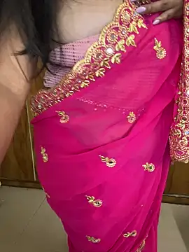 Snapshot of Doodhwaali chatting on March 15, 5:26 pm Doodhwaali online show from March 15, 5:26 pm