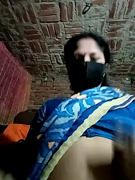 Snapshot of Suman007 chatting on December 3, 5:01 pm Suman007 online show from December 3, 5:01 pm