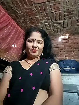 Snapshot of Suman007 chatting on December 19, 8:45 am Suman007 online show from December 19, 8:45 am