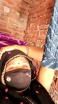 Snapshot of Suman007 chatting on February 4, 6:25 am Suman007 online show from February 4, 6:25 am