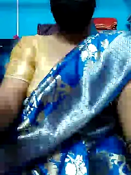 Snapshot of BERRY_00 chatting on January 26, 5:55 pm BERRY 00 online show from January 26, 5:55 pm