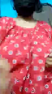 Snapshot of BERRY_00 chatting on February 8, 1:32 am BERRY 00 online show from February 8, 1:32 am