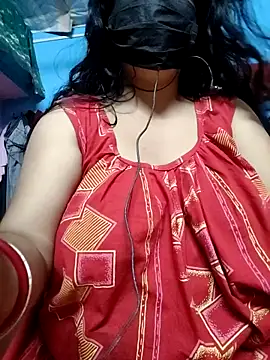 Snapshot of BERRY_00 chatting on October 28, 10:19 am BERRY 00 online show from October 28, 10:19 am