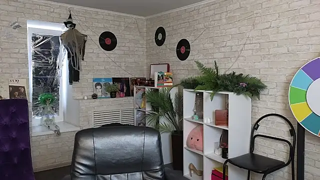 Nika Kitten online show from March 19, 10:30 am