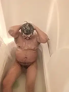 Brickstash online show from April 22, 3:42 am