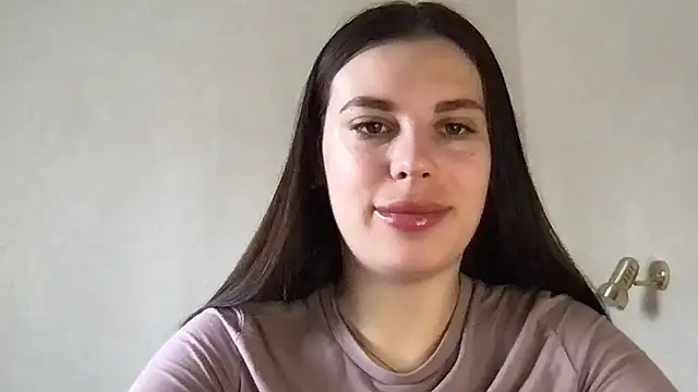 MoonriseGoddess online show from March 28, 9:20 am