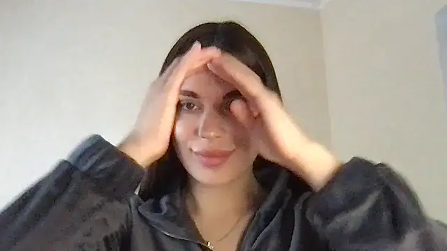 MoonriseGoddess online show from April 26, 9:18 am