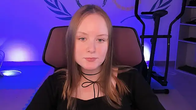VivienLeeigh online show from December 14, 4:09 pm