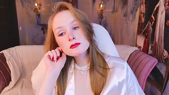 VivienLeeigh online show from April 6, 5:41 am