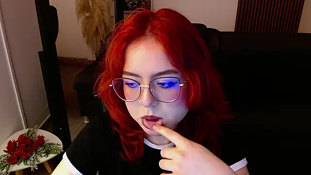 crimson tati  online show from March 18, 4:04 am