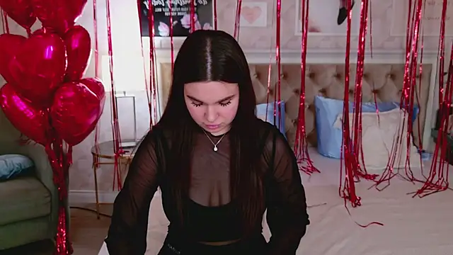 RihannaRose online show from February 11, 10:50 pm