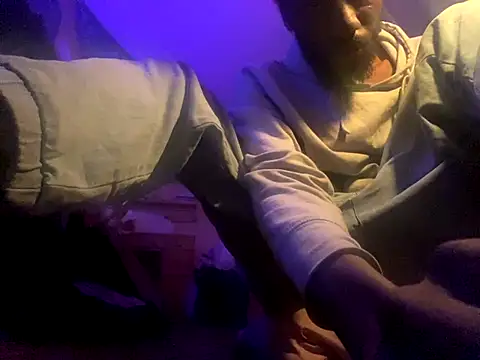 cloudyhimbo online show from December 2, 3:04 am