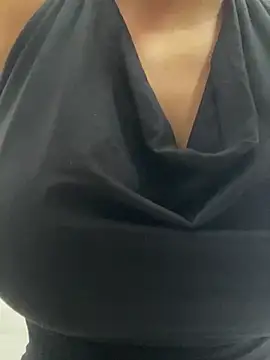 luara1988 online show from February 13, 4:36 pm