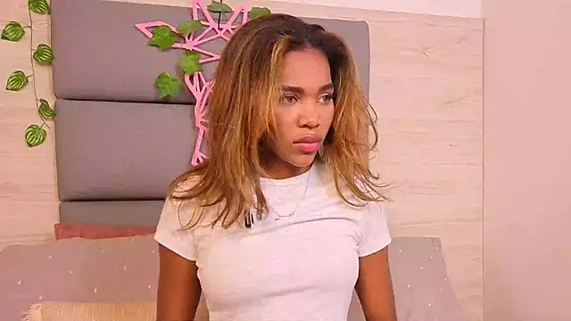 Lily Miiller online show from October 16, 7:37 pm