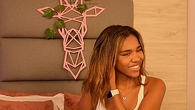 Lily Miiller online show from October 28, 9:50 pm