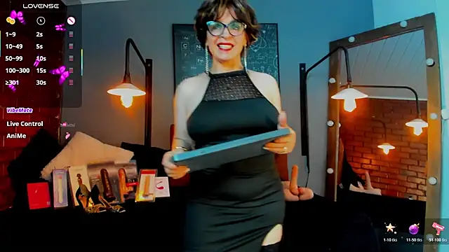 Samantha mature56 online show from March 16, 2:28 am