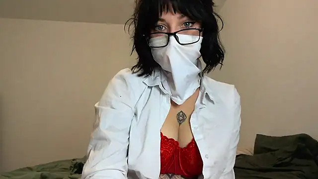 Cleopatra Candy online show from November 18, 9:14 am