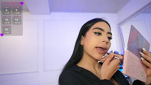 elasummer online show from January 30, 11:33 am