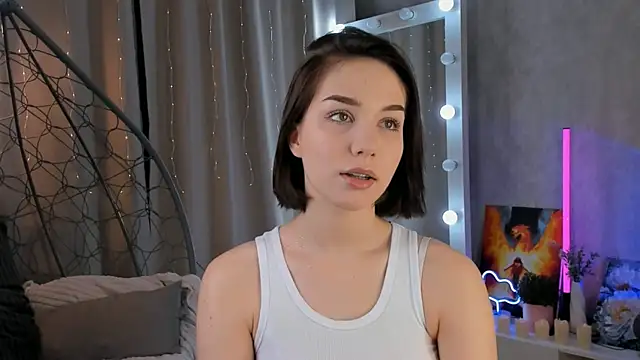 Snapshot of Tate_Angel chatting on November 23, 7:13 pm Tate Angel online show from November 23, 7:13 pm