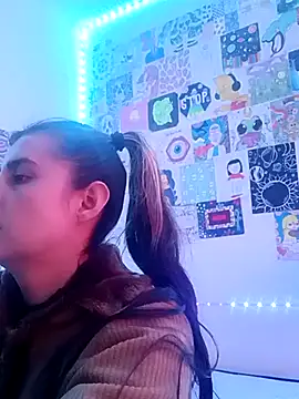 Snapshot of samanta_rosas1 chatting on March 7, 8:22 pm samanta rosas1 online show from March 7, 8:22 pm