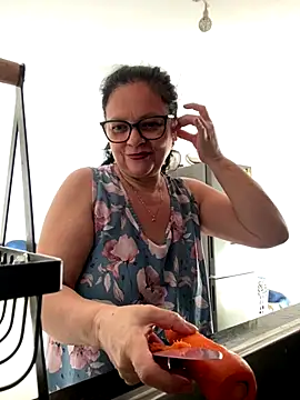 Sharongirl07 online show from October 28, 12:30 pm