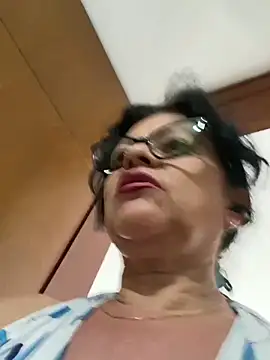 Sharongirl07 online show from April 1, 1:41 pm