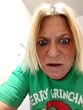 Playmate86 online show from December 8, 5:07 am