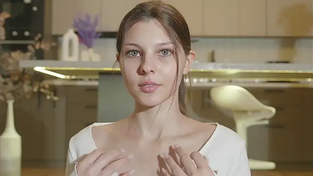 whisper of love online show from November 9, 2:10 am