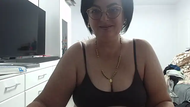 Amandamuller1982 online show from October 21, 7:36 pm