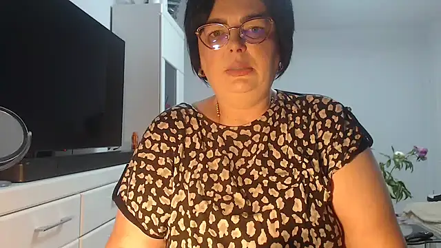 Amandamuller1982 online show from May 30, 7:55 pm