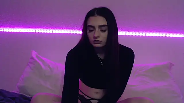 AdelinaAlia online show from March 12, 9:35 pm