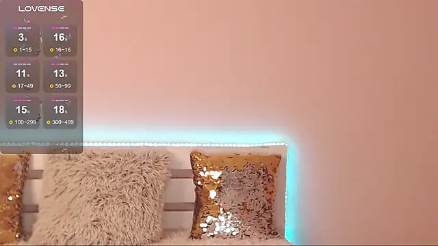 AureliaNoir  online show from December 16, 7:54 pm