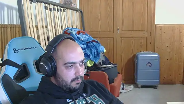 Snapshot of chicomallorca96 chatting on March 8, 4:33 pm chicomallorca96 online show from March 8, 4:33 pm