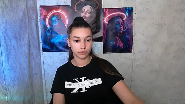 KarolinaRosse  online show from October 14, 4:57 am