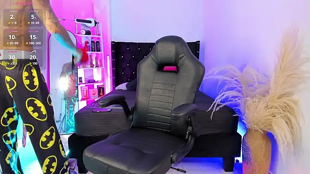 Duriel  online show from November 5, 6:19 pm