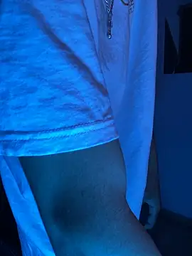 SkinnyHot444 online show from February 13, 1:51 pm