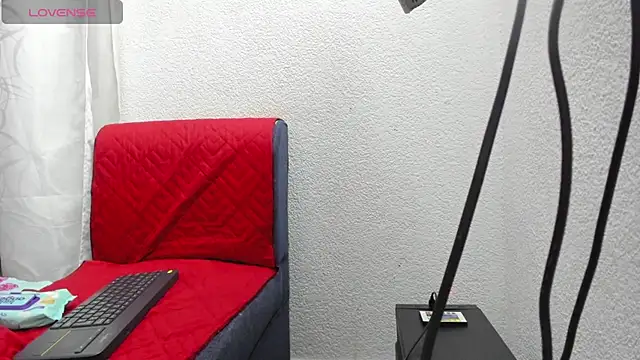 Saraa-restrepo online show from October 22, 4:13 am