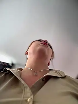 VIOLETA-25  online show from January 13, 2:22 pm