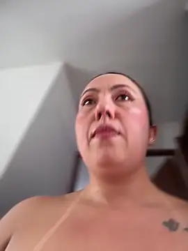 VIOLETA-25  online show from March 19, 3:05 pm