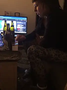 Snapshot of zra_andre chatting on February 8, 6:01 am zra andre online show from February 8, 6:01 am