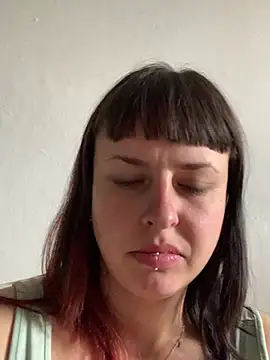 Snapshot of zra_andre chatting on February 21, 1:01 pm zra andre online show from February 21, 1:01 pm