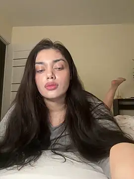 Sweet Khalifa  online show from February 1, 3:28 pm