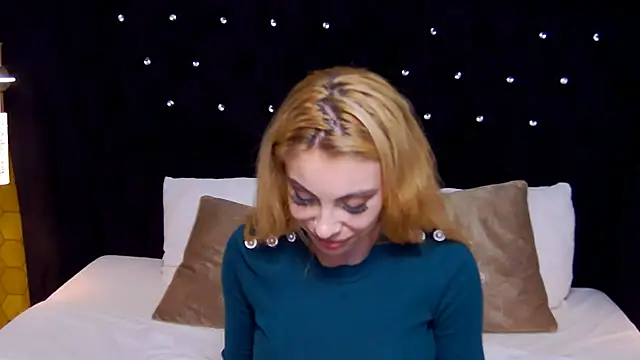 LaraAddison online show from January 25, 4:24 pm