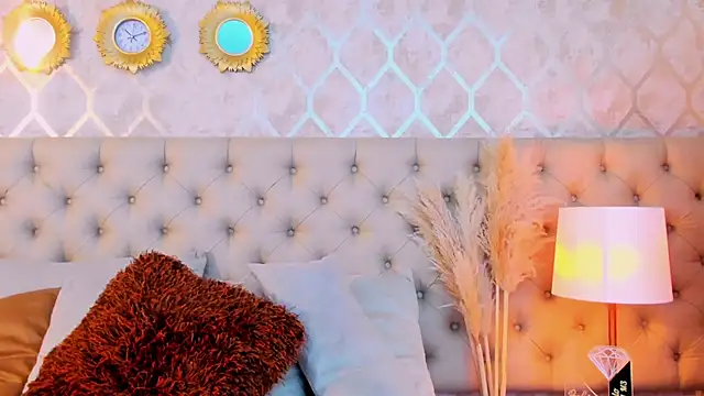HannaBruun online show from February 4, 10:24 pm