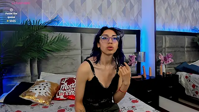Im gaia online show from December 28, 12:24 pm